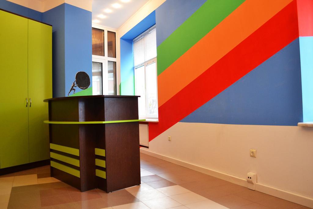 Wanted Hostel Lviv Eksteriør bilde