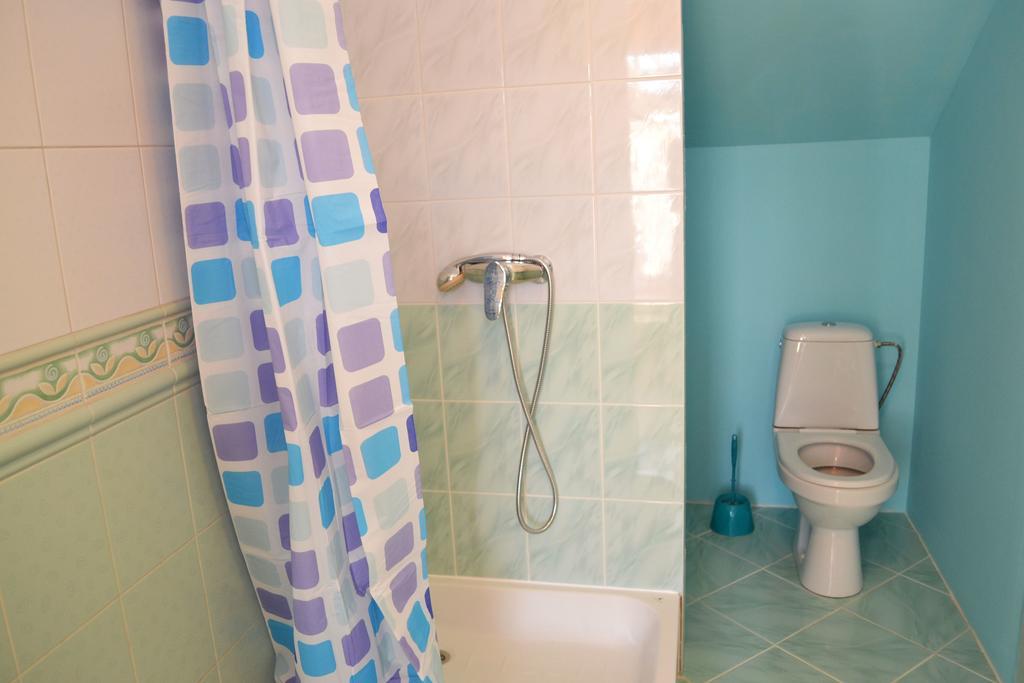 Wanted Hostel Lviv Eksteriør bilde