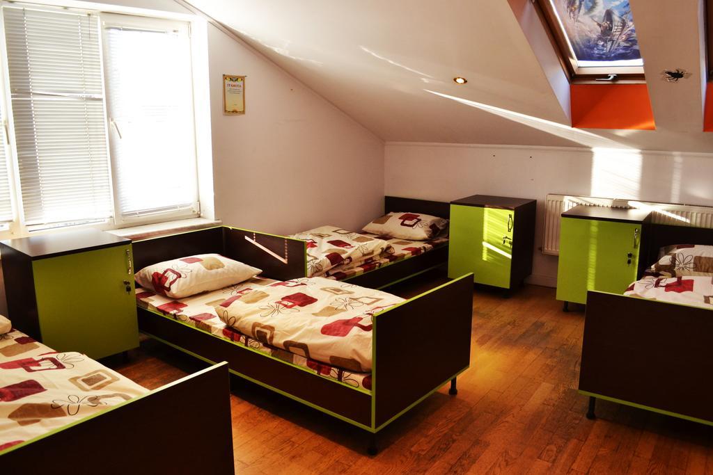 Wanted Hostel Lviv Eksteriør bilde